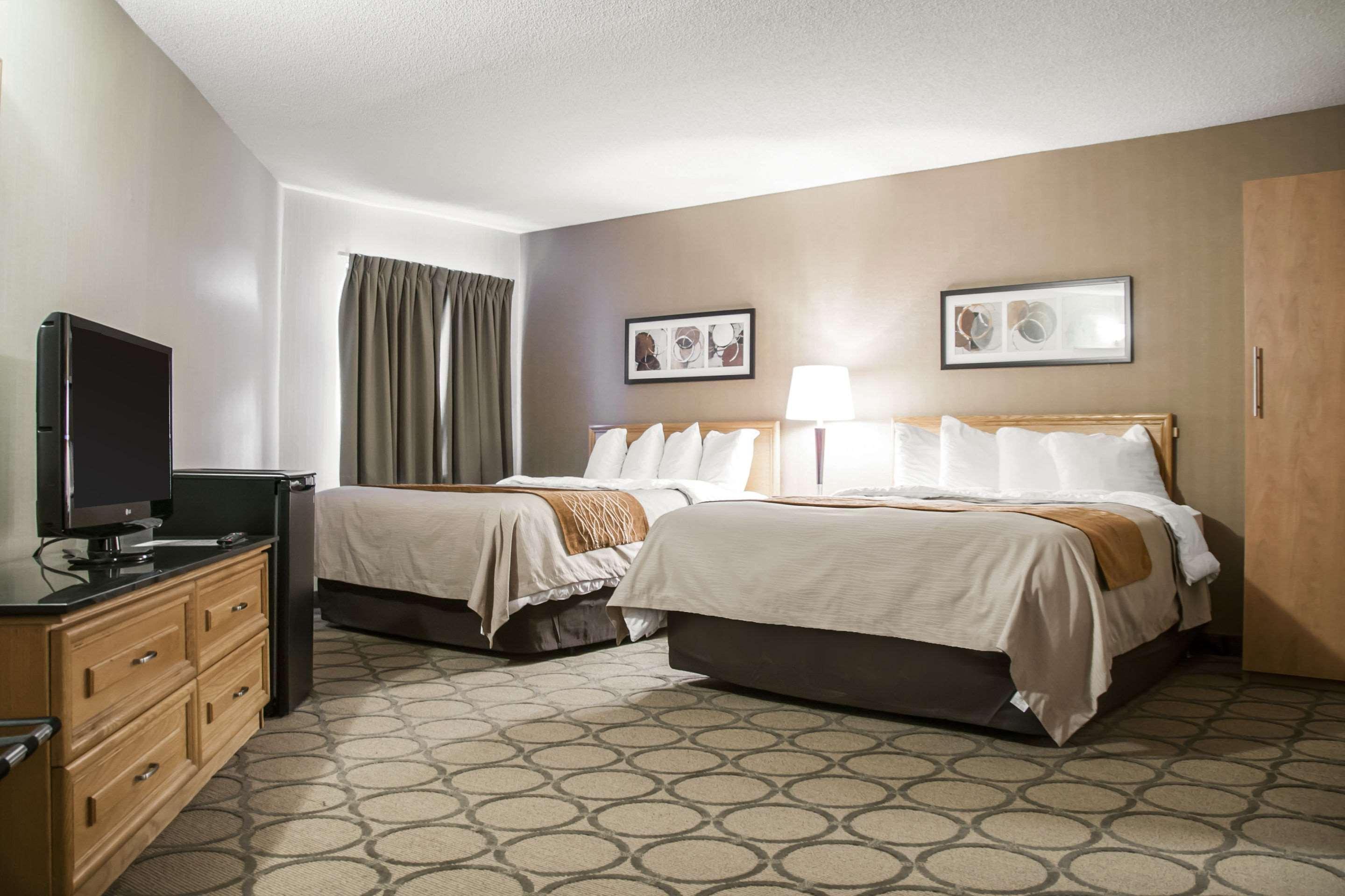 Comfort Inn South Brossard Zewnętrze zdjęcie