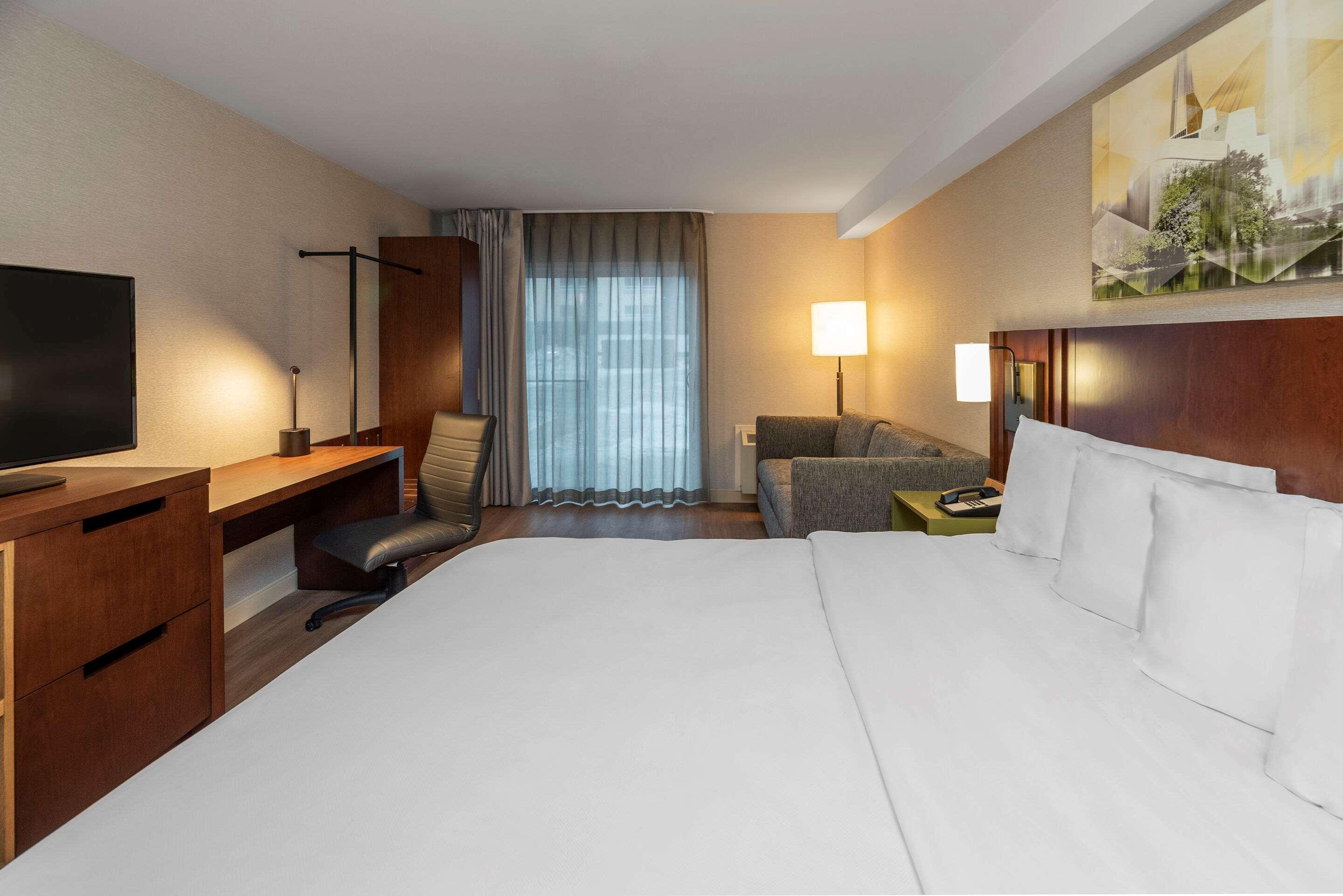 Comfort Inn South Brossard Zewnętrze zdjęcie