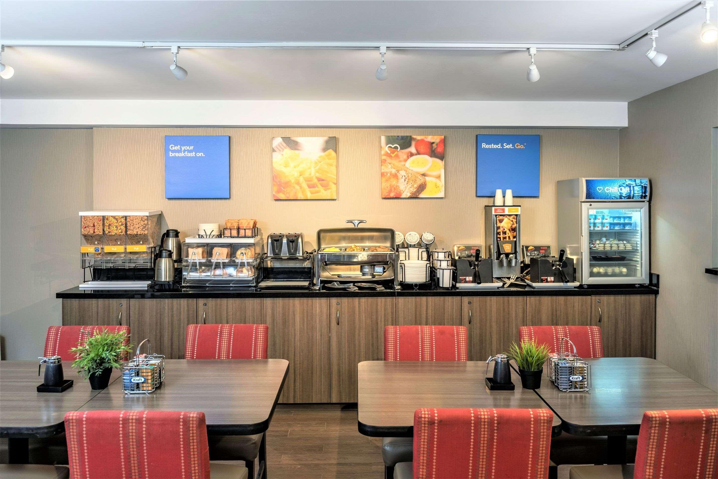 Comfort Inn South Brossard Zewnętrze zdjęcie