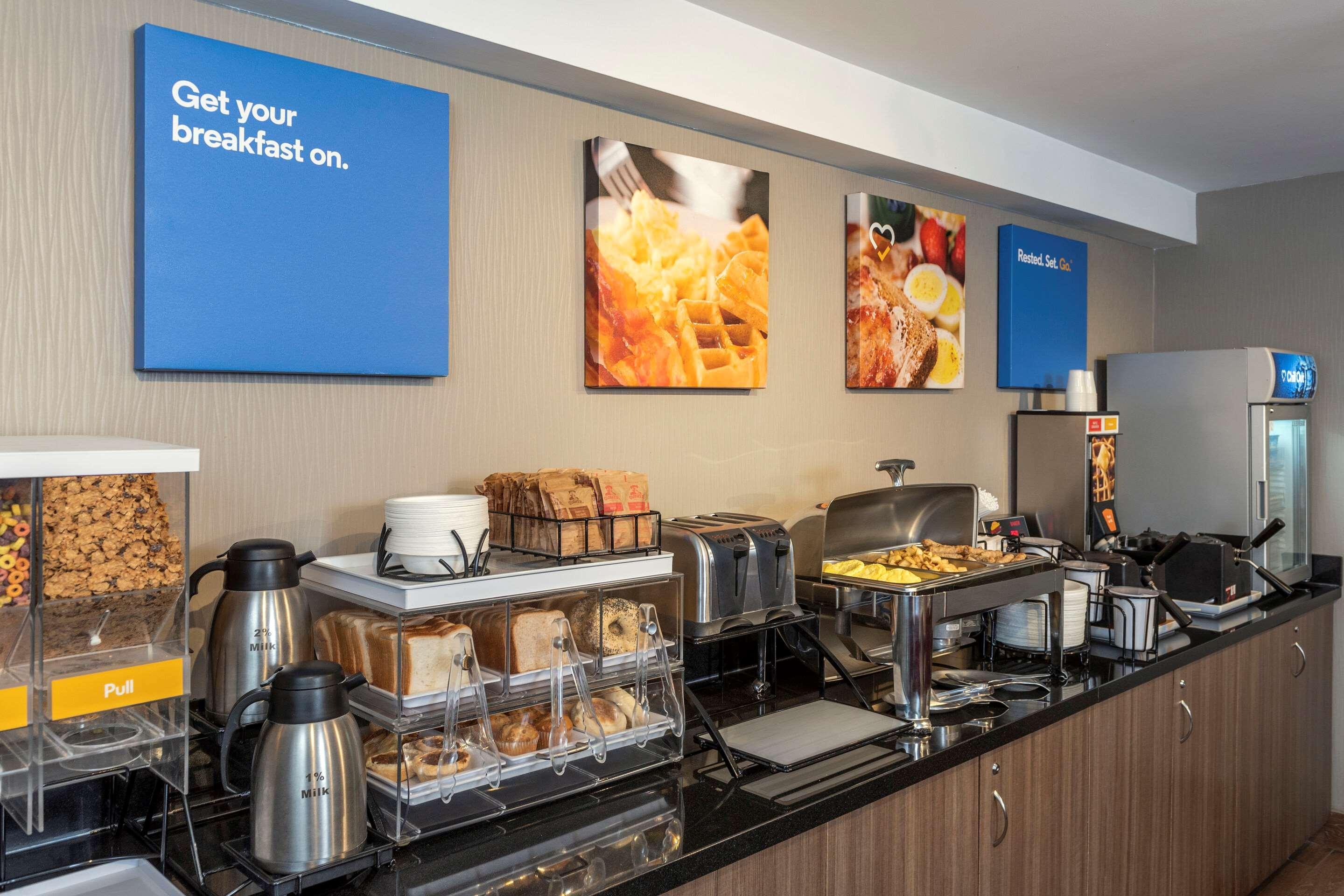 Comfort Inn South Brossard Zewnętrze zdjęcie