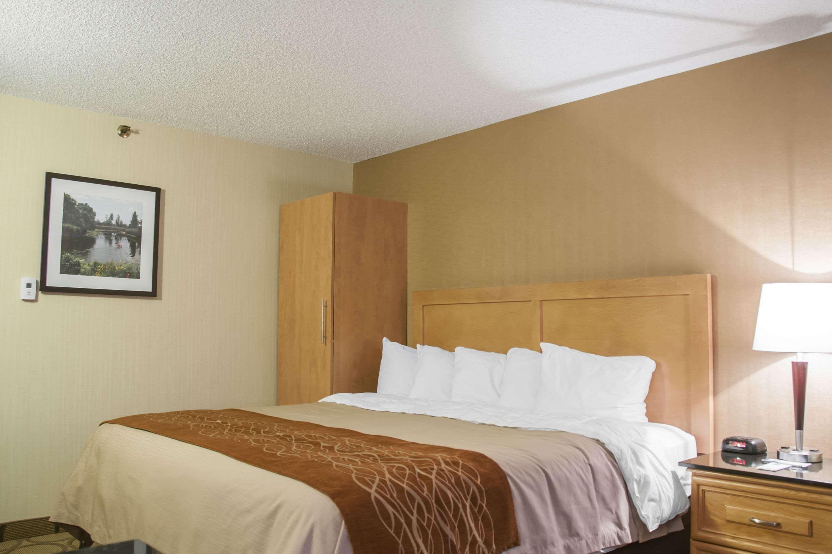 Comfort Inn South Brossard Zewnętrze zdjęcie