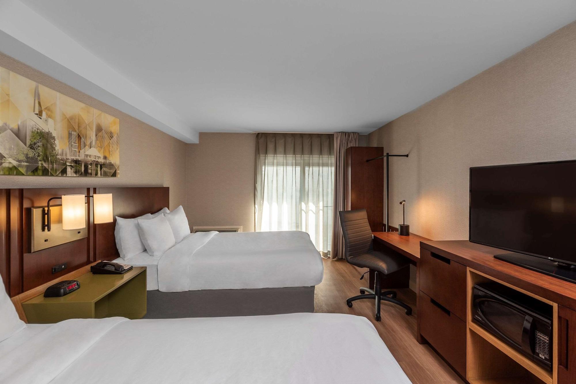 Comfort Inn South Brossard Zewnętrze zdjęcie